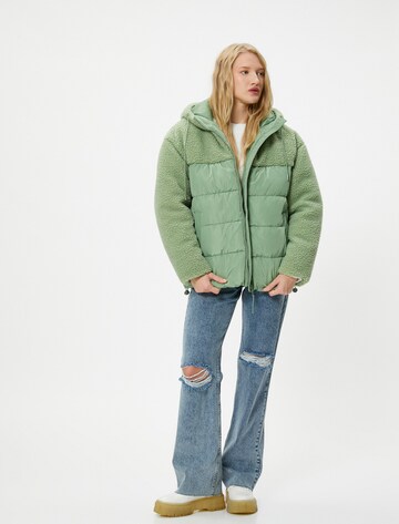 Koton Jacke in Grün