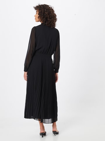 Rochie de la IKKS pe negru