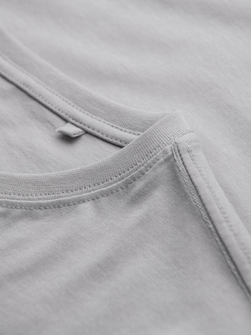 Ombre Bluser & t-shirts i grå