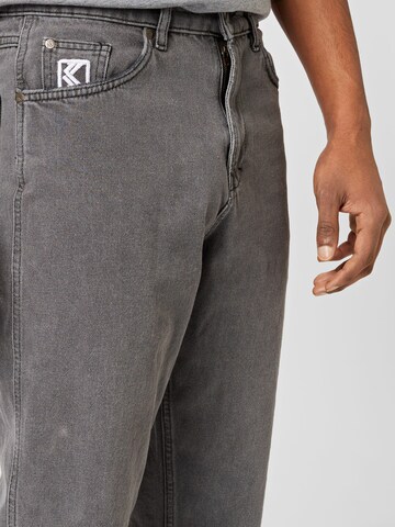 Karl Kani Loose fit Jeans in Grey