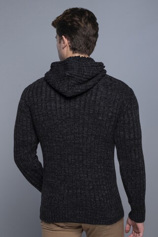 CARISMA Pullover in Grau