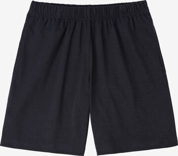 Pijamale de la BENCH pe negru