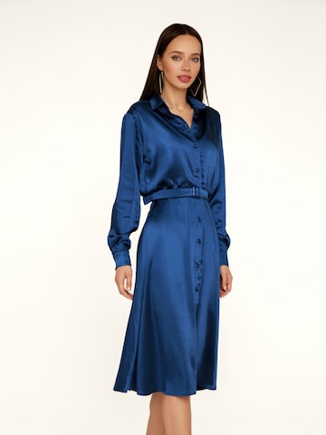 Anushka Kleid in Blau: Vorderseite