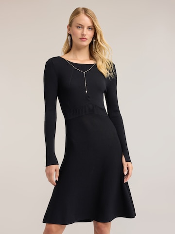 Robe MOTIVI en noir