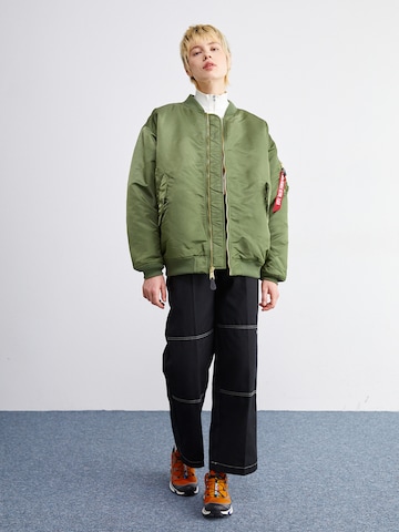 Veste mi-saison 'Ma-1' ALPHA INDUSTRIES en vert