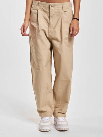 Loosefit Pantaloni con pieghe 'Utility' di LEVI'S ® in beige: frontale