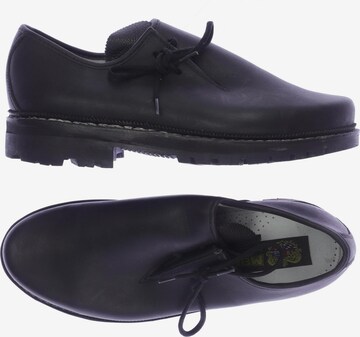 MEINDL Flats & Loafers in 42 in Black: front