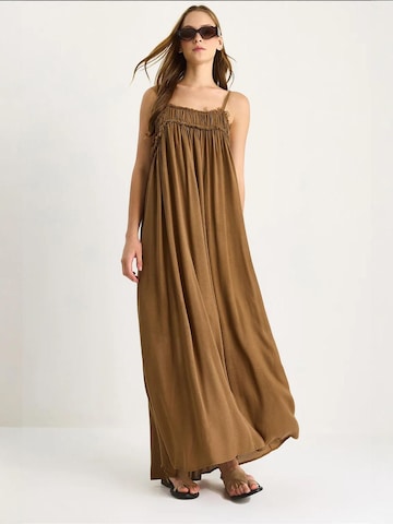 Abito estivo di Bianco Lucci in marrone