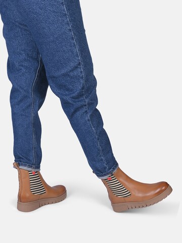 Crickit Chelsea boots 'NAELLE' in Bruin: voorkant
