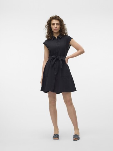 Abito camicia di VERO MODA in nero