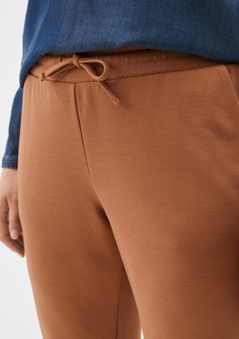 Regular Pantalon TRIANGLE en marron