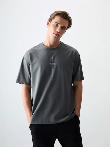 Tommy Life T-Shirt in Grau