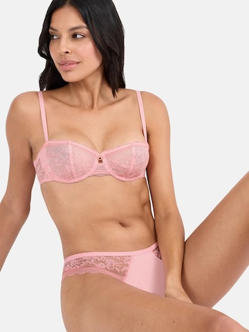 TRIUMPH Μπαλκονέ Σουτιέν 'Comfort Allure' σε ροζ