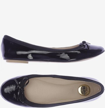 Buffalo London Flats & Loafers in 39 in Black: front