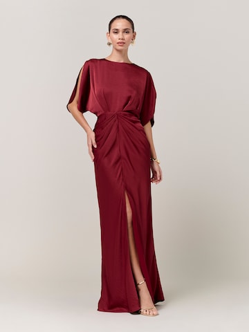 Sável Večerné šaty 'Mona' - Červená