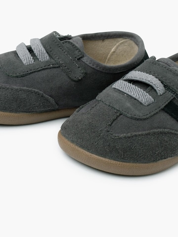 Sneaker di Pisamonas in grigio