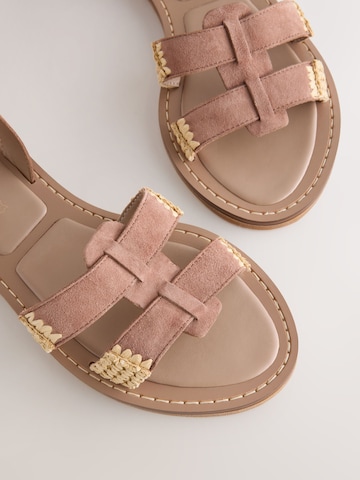 Next Sandale in Braun