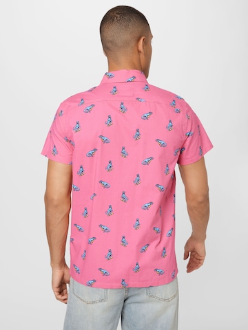 HOLLISTER - Ajuste regular Camisa 'CONVERSATIONALS' en rosa