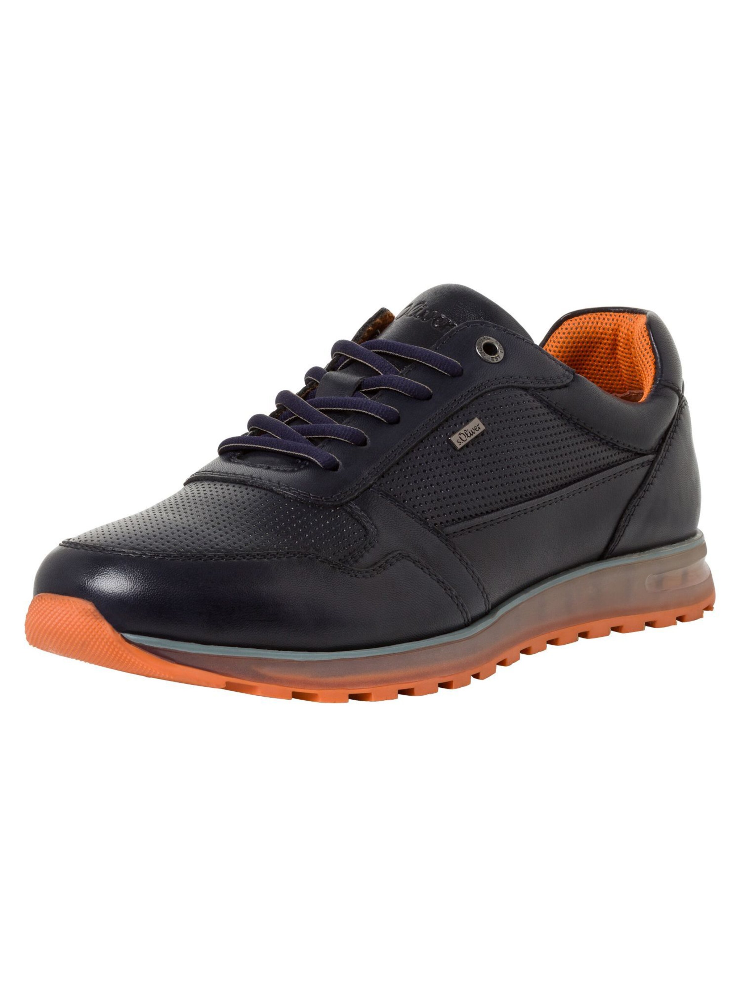 s.Oliver Sneaker low in Schwarz: Vorderseite