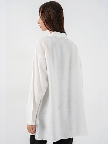 Kimono di Bigdart in bianco