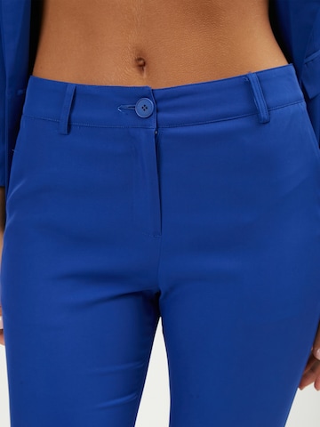 Slimfit Pantaloni di Influencer in blu