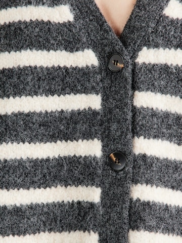 Cardigan VERSTIQUE en gris