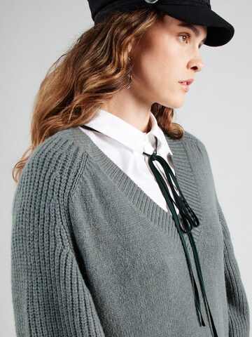 Vero Moda Curve Sukienka z dzianiny 'VMCENYA' w kolorze zielony