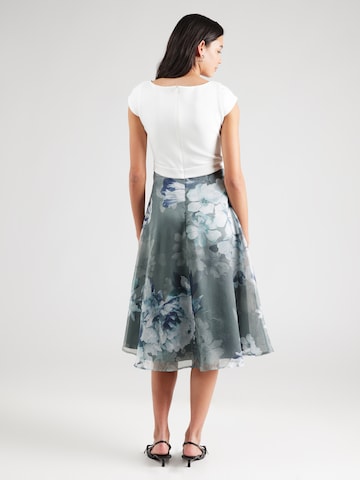 SWING Cocktail Dress in Green