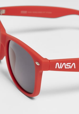 Lunettes de soleil Mister Tee en rouge