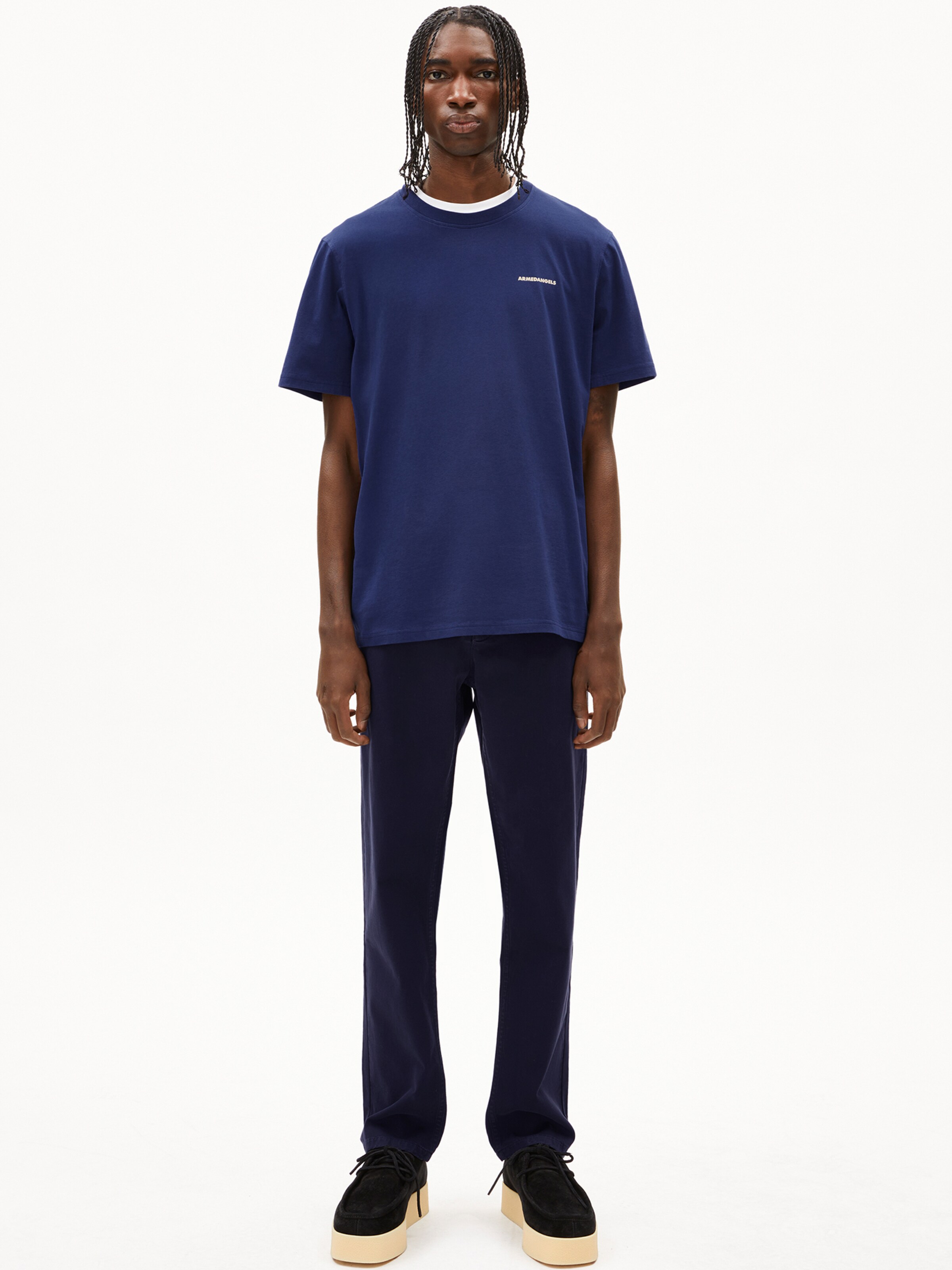 Regular Pantalon chino 'AASTER' ARMEDANGELS en bleu