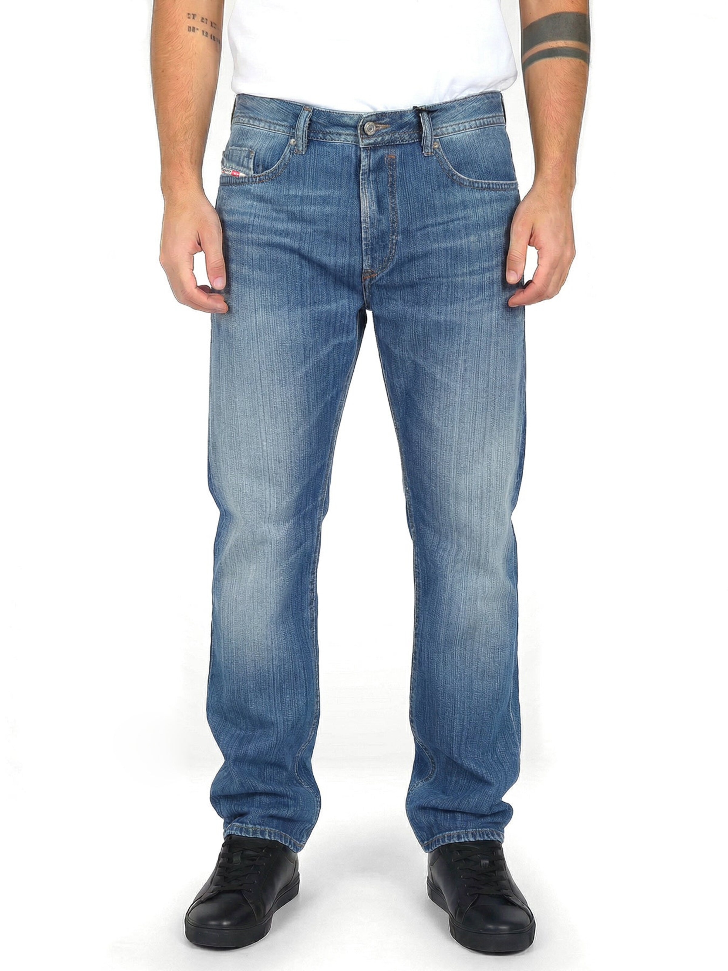 DIESEL Tapered Jeans 'BUSTER-X'‌‌‌‌‌ in Blau: Vorderseite