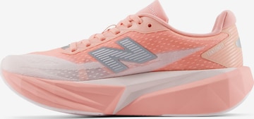 new balance - Zapatillas de running 'FuelCell Rebel v5' en rosa: frente