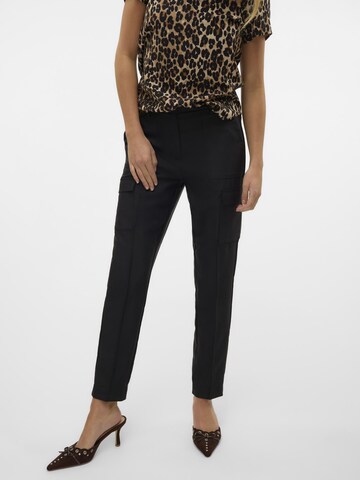 VERO MODA Regular Cargobroek 'NYLA' in Zwart