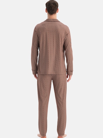 Dagi - Pijama largo en marrón