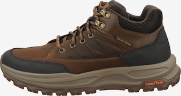 SKECHERS Veterboots in Bruin