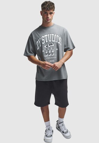 2Y Studios T-Shirt in Grau