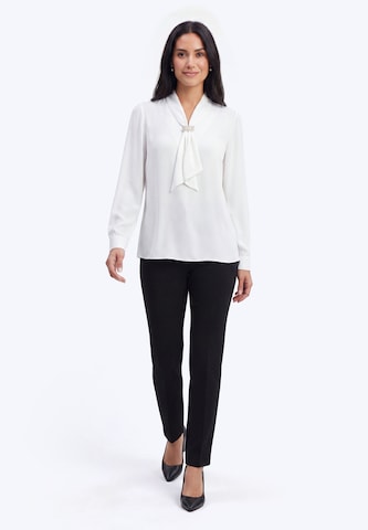 Chemisier usha BLACK LABEL en blanc