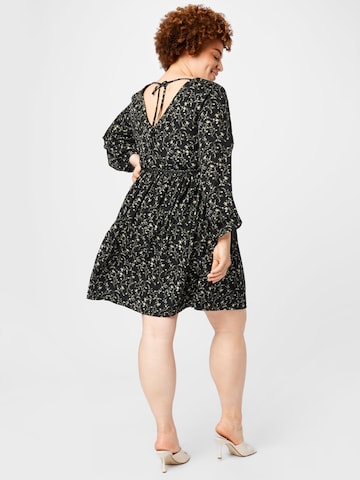 Robe 'Elsa' ABOUT YOU Curvy en noir