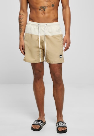 Shorts de bain Urban Classics en beige : devant