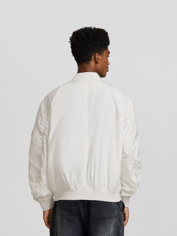 Veste mi-saison Bershka en blanc