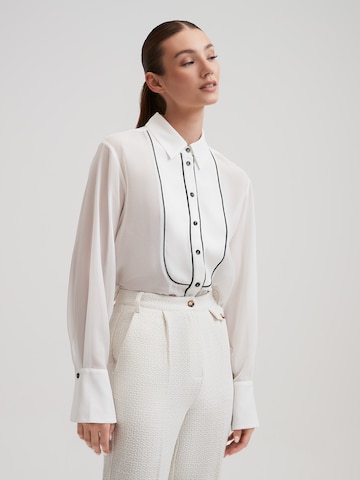 RÆRE by Lorena Rae Blouse 'Juli' in Wit: voorkant