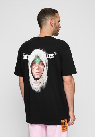 Forgotten Faces Shirt in Schwarz: Vorderseite