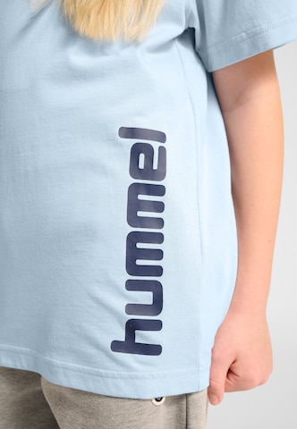 T-Shirt Hummel en bleu