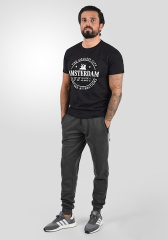 !Solid Regular Trousers in Grey
