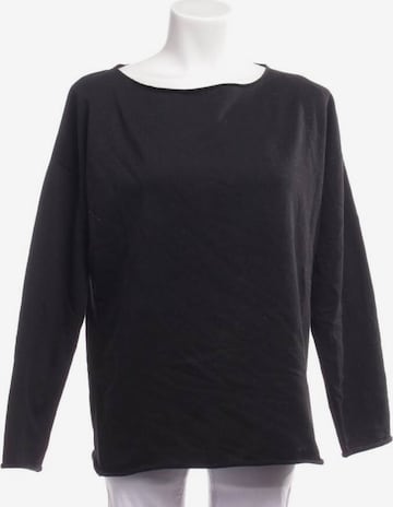 Juvia Sweatshirt & Zip-Up Hoodie in XS in Black: front