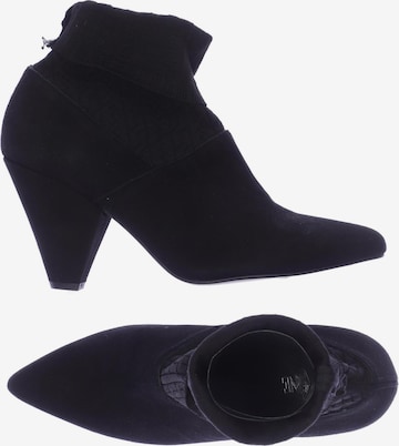 Madeleine Dress Boots in 41 in Black: front
