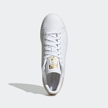 ADIDAS ORIGINALS - Sapatilhas baixas 'Stan Smith' em branco