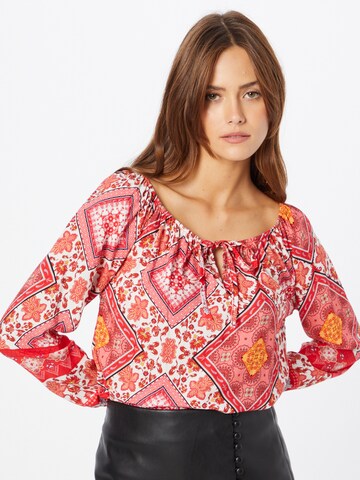 Hailys Blouse 'Lyra' in Red: front