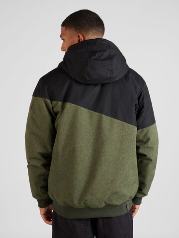 Veste d’hiver 'WINNGS' Ragwear en vert