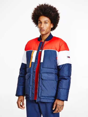 Tommy Jeans Tussenjas in Blauw: voorkant